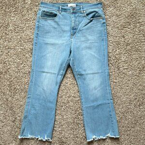 LOFT The Kick Crop Distressed Hem Jean I Size: 12 I Light Wash I GUC